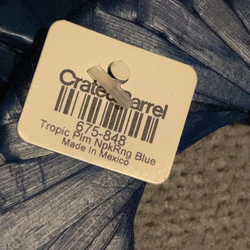 Crate & Barrel Napkin Rings Tropic Palm NpkRng Blue Set of 6 Handmade raffia NEW